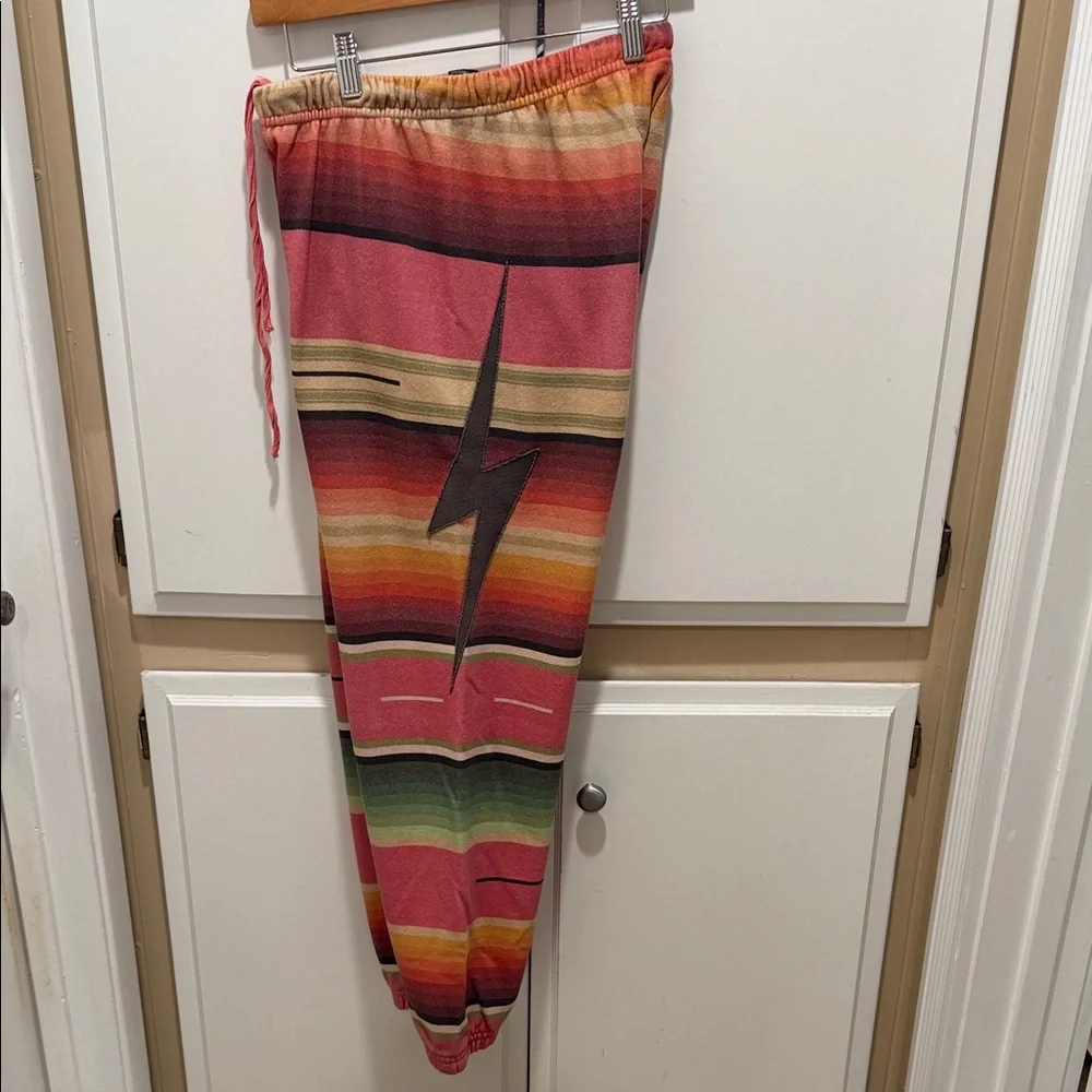 Aviator Nation Serape Bolt Stitch
Cropped Sweatshirt & Jogger Set - Picture 11 of 12